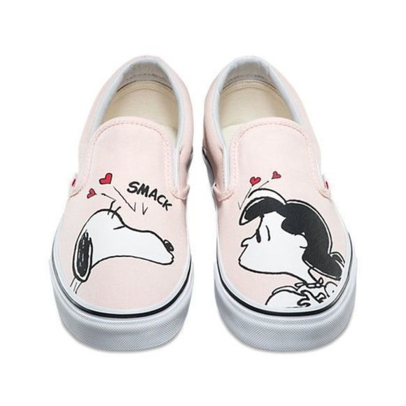 vans slip on snoopy vans slip on snoopy